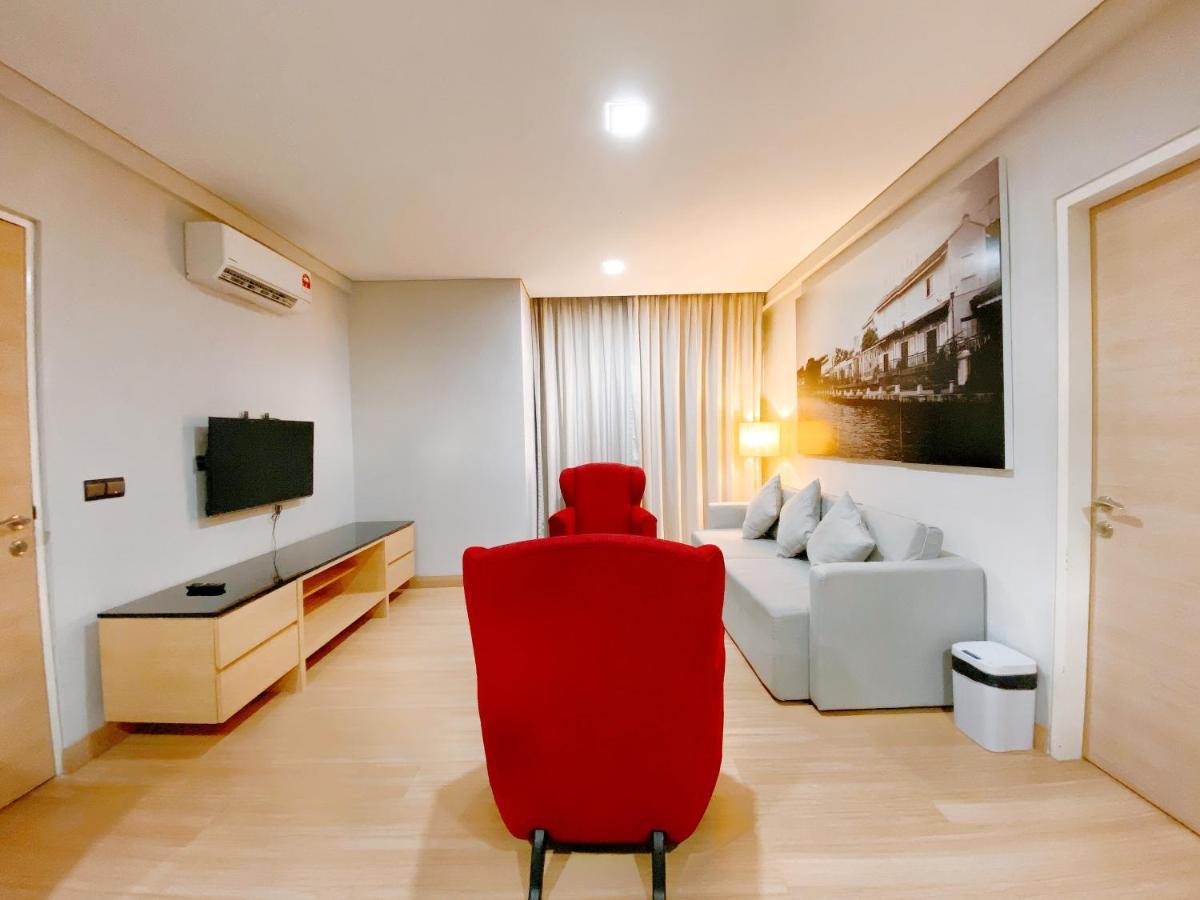 Straits Suite By C Homestay Malacca Bagian luar foto