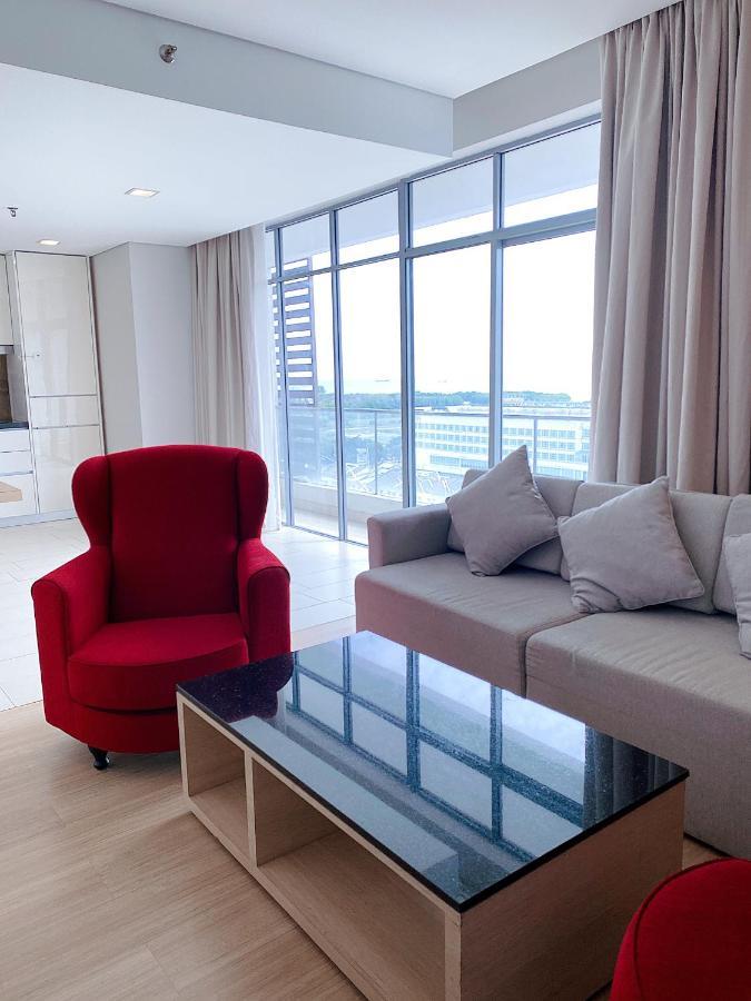 Straits Suite By C Homestay Malacca Bagian luar foto