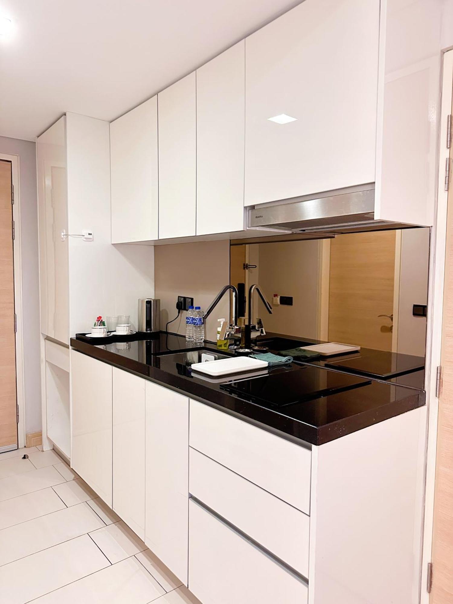 Straits Suite By C Homestay Malacca Bagian luar foto